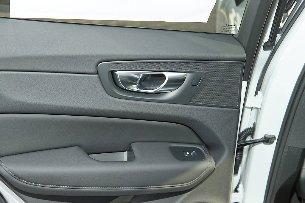 New 2026 Volvo XC60 B5 Core image 19