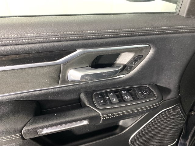 Used 2019 RAM 1500 Laramie w/ Sport Appearance Package AWD/4WD image 14