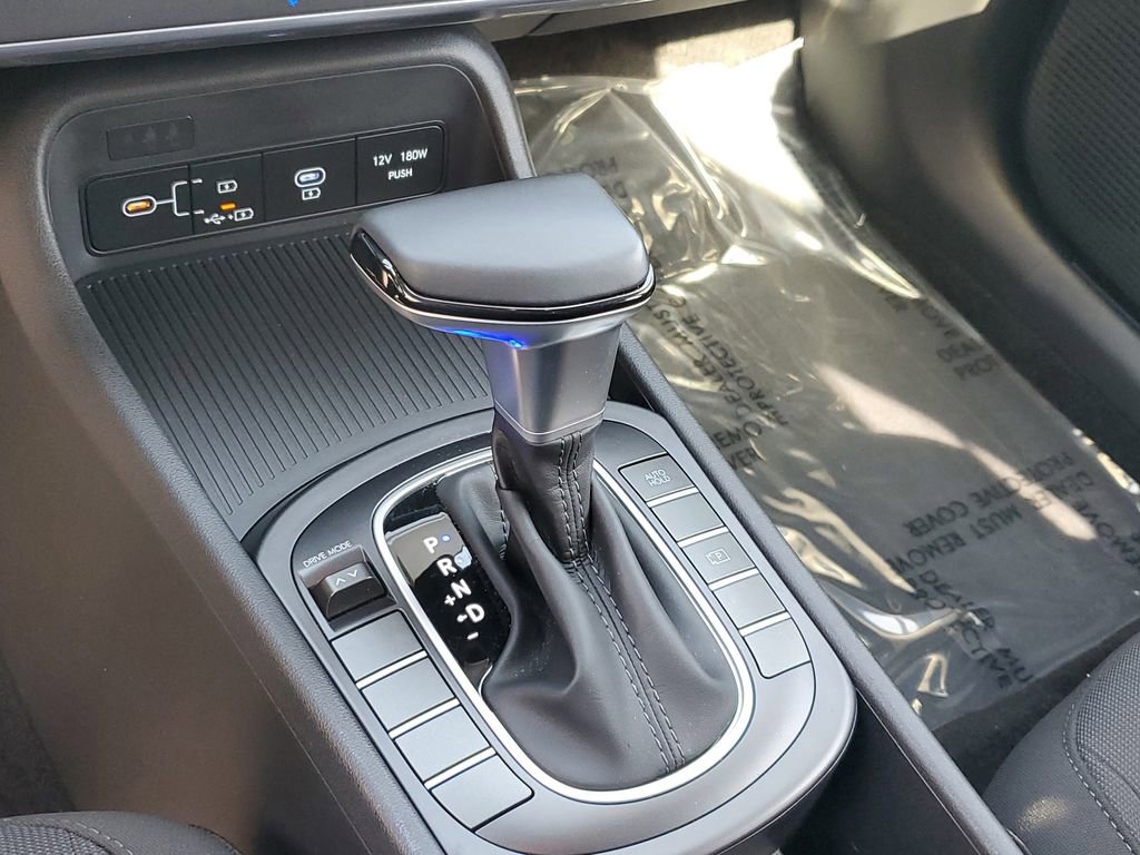 Used 2024 Hyundai Kona SEL FWD image 28