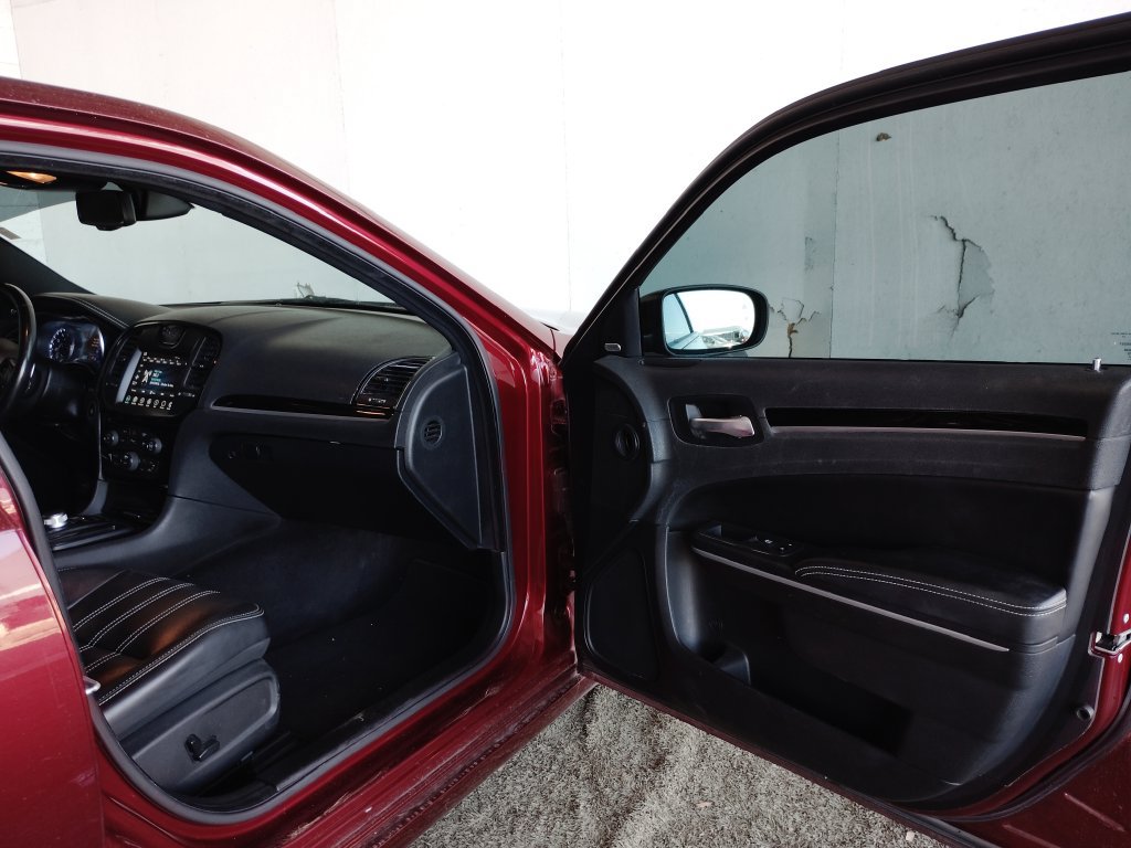 Used 2021 Chrysler 300 S RWD image 10