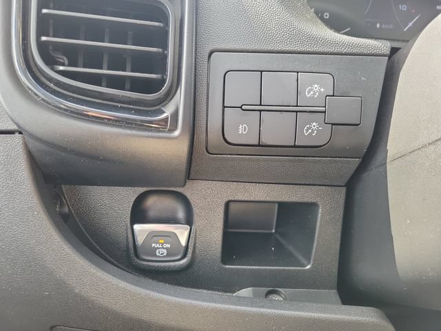 Used 2025 RAM ProMaster 2500 w/ U-Haul Equipment Group FWD image 17