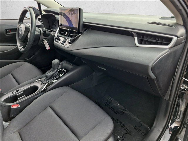 Used 2025 Toyota Corolla LE FWD image 26