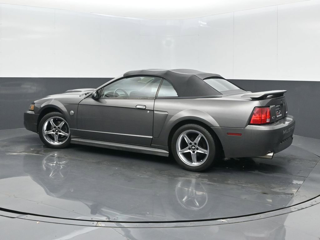 Used 2004 Ford Mustang GT RWD image 5