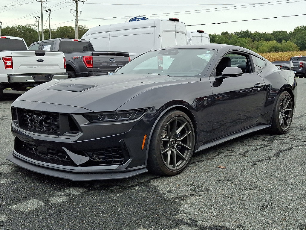 Used 2024 Ford Mustang Dark Horse w/ Dark Horse Handlin Package RWD image 3