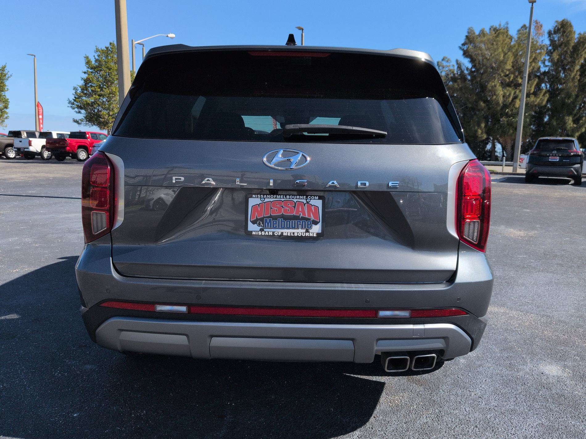 Used 2024 Hyundai Palisade SEL FWD image 5