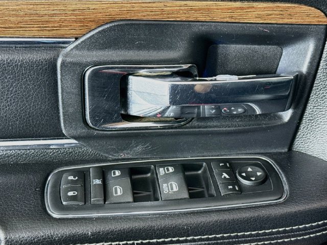 Used 2016 RAM 2500 Laramie w/ Cold Weather Group AWD/4WD image 20