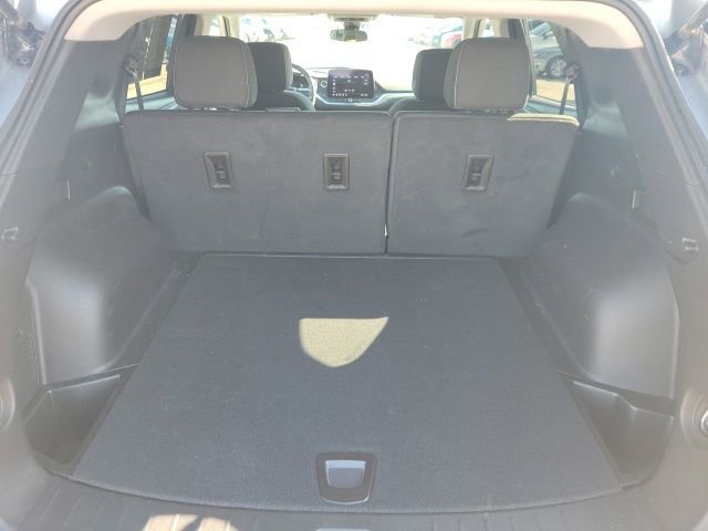 Used 2025 Chevrolet Blazer LT w/ Midnight/Sport Edition image 25