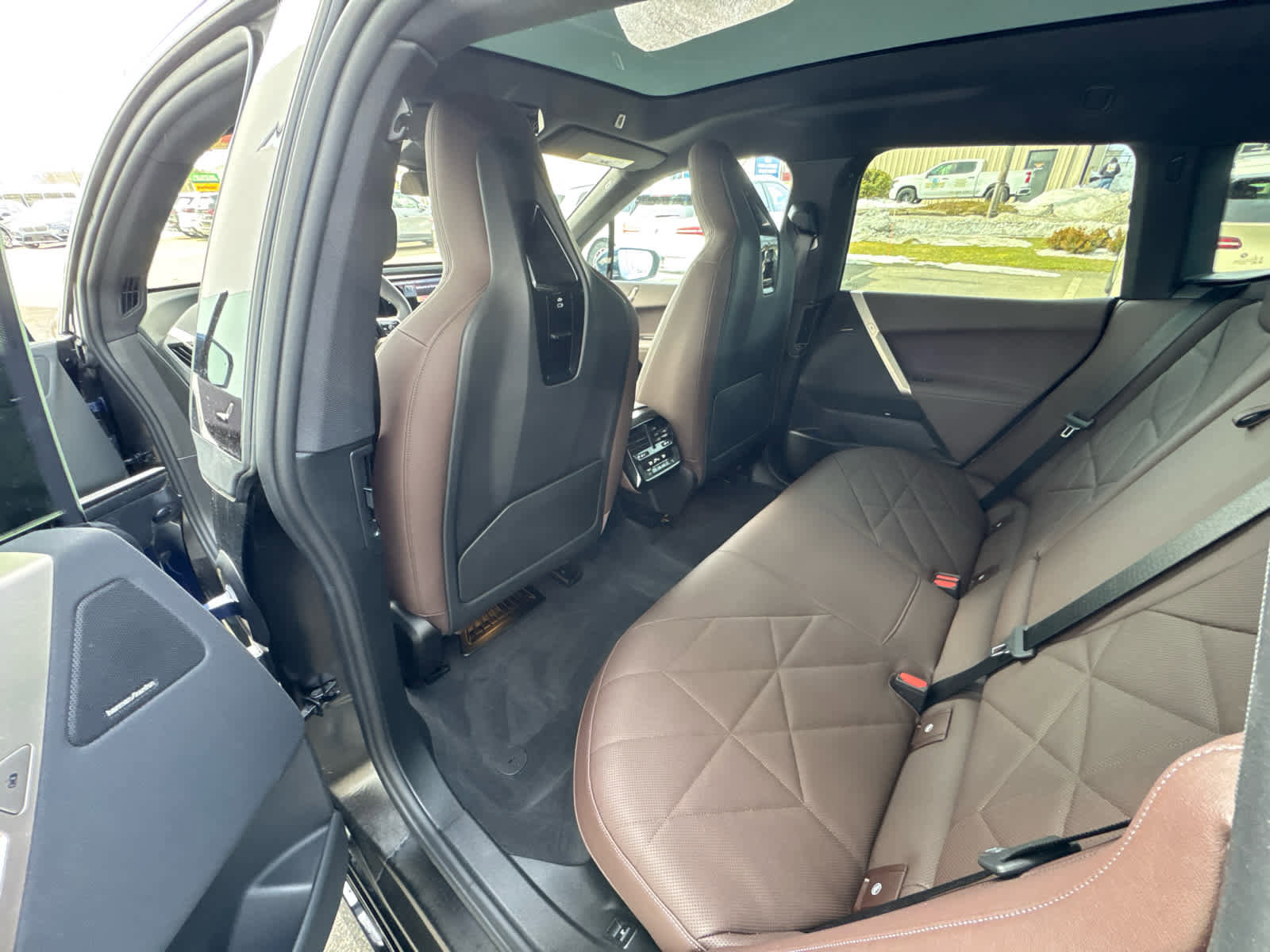 Certified 2025 BMW iX xDrive50 image 13