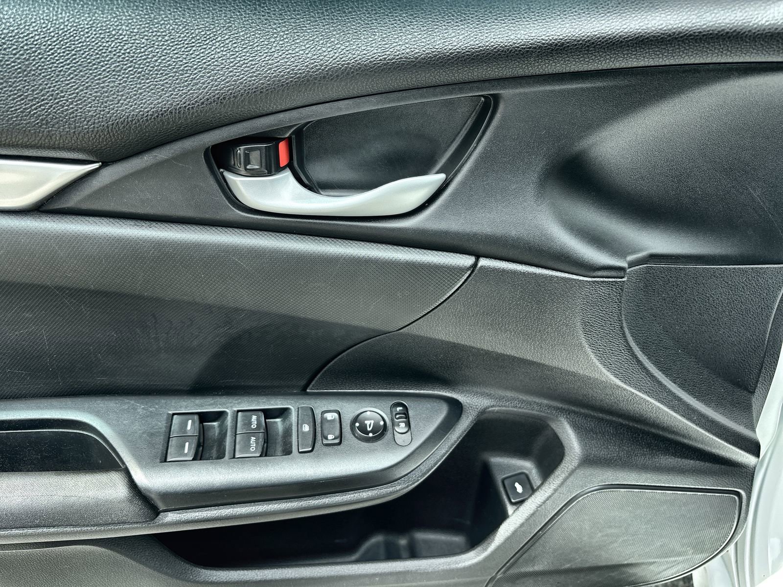 Used 2019 Honda Civic LX image 16
