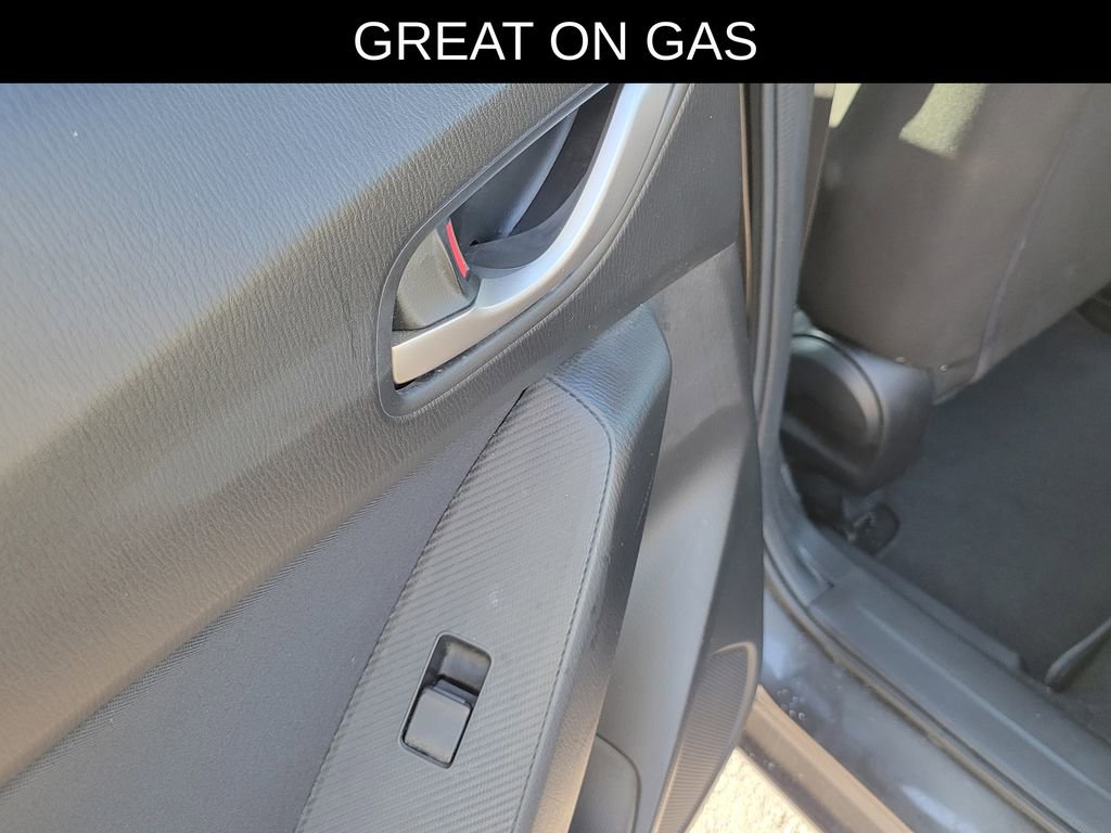 Used 2016 MAZDA MAZDA3 i Touring w/ Popular Equipment Package image 13