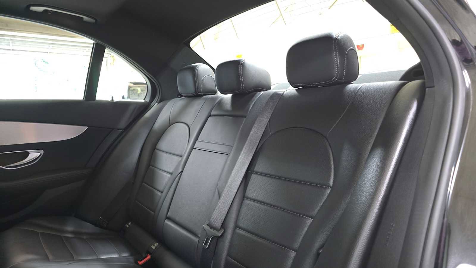 Used 2018 Mercedes-Benz C 300 Sedan image 17