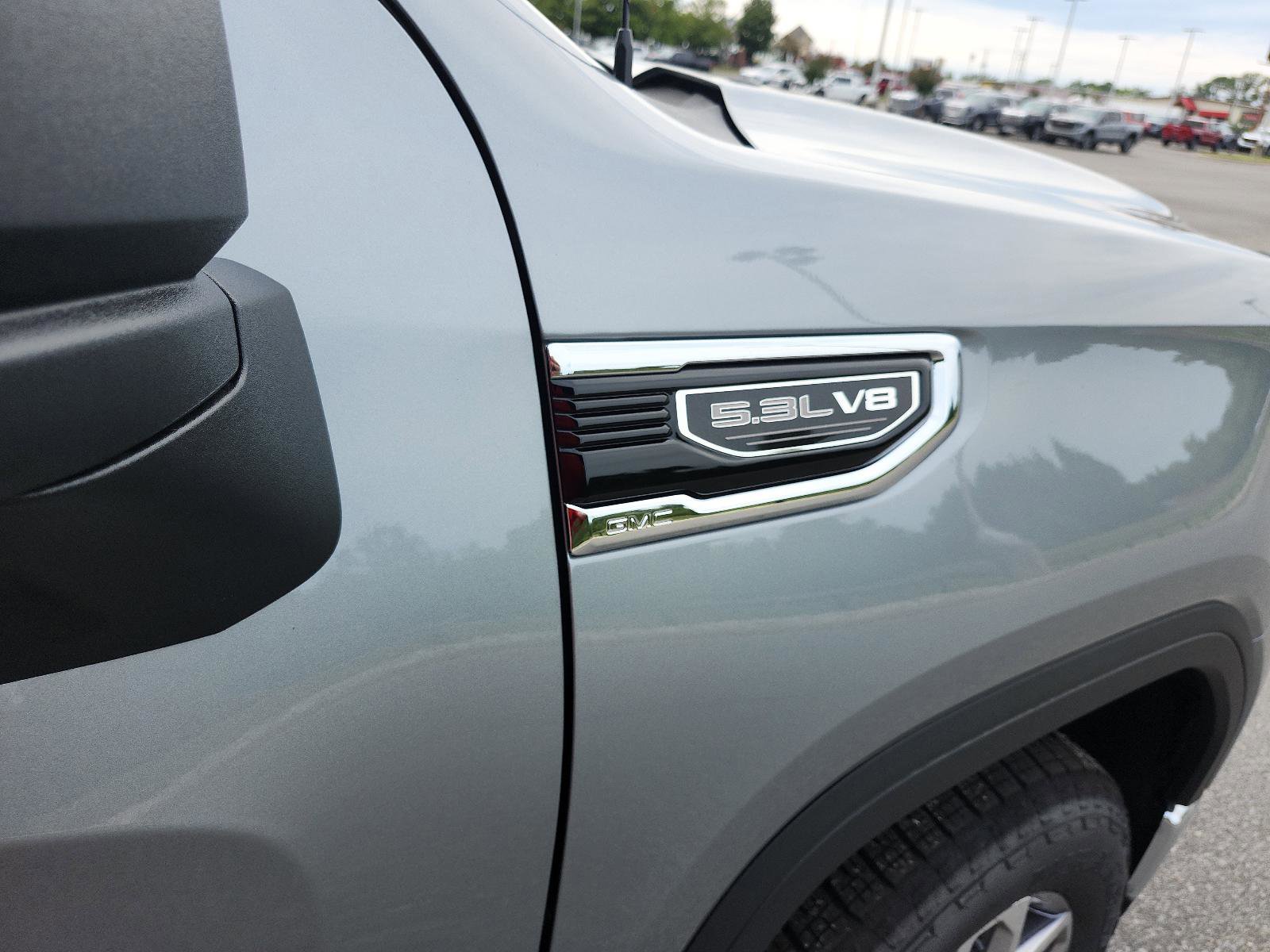 New 2026 GMC Sierra 1500 SLT w/ SLT Premium Plus Package image 7