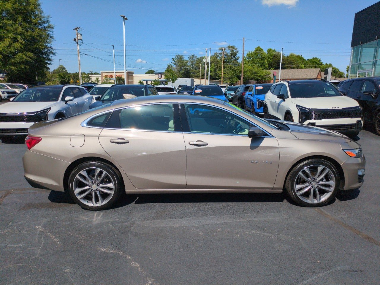 Used 2024 Chevrolet Malibu LT FWD image 8