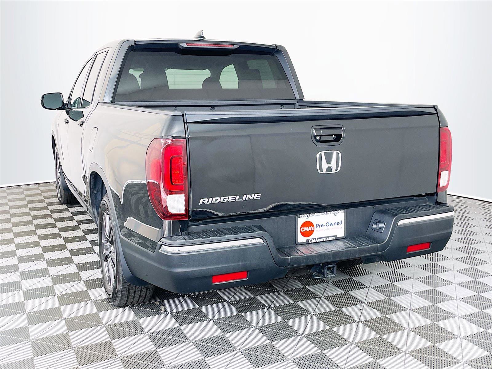 Used 2019 Honda Ridgeline Sport image 9