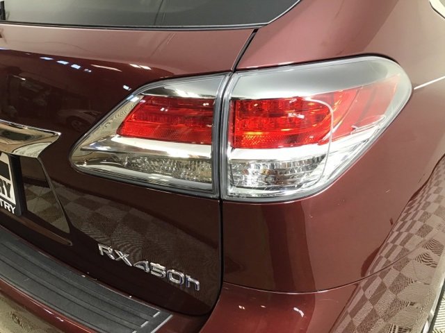 Used 2015 Lexus RX 450h AWD image 25