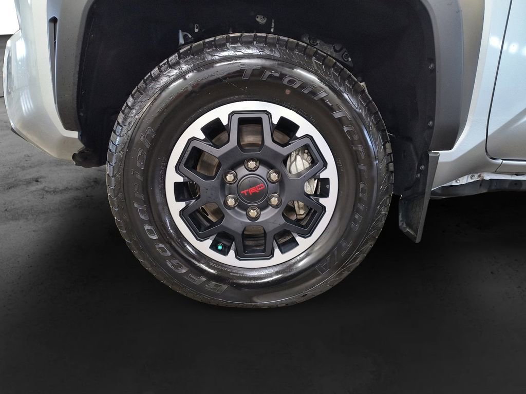 Used 2024 Toyota Tacoma TRD Off-Road w/ TRD Off Road Premium Package image 9
