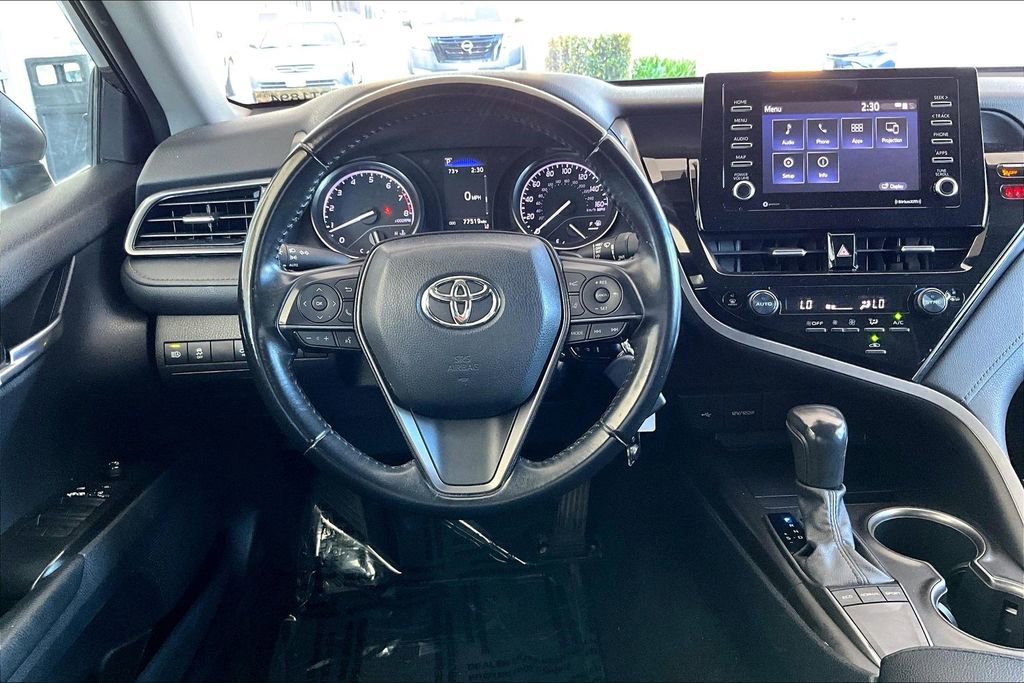 Certified 2022 Toyota Camry SE image 8