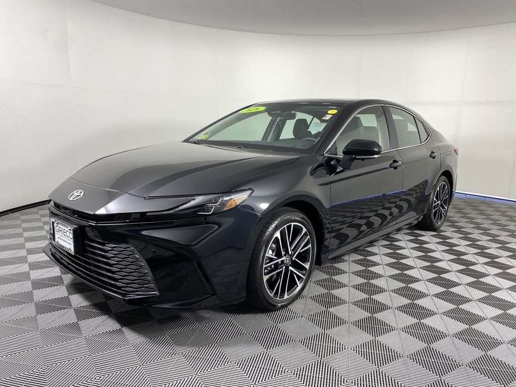 Used 2026 Toyota Camry XLE w/ Premium Plus Package AWD/4WD image 4