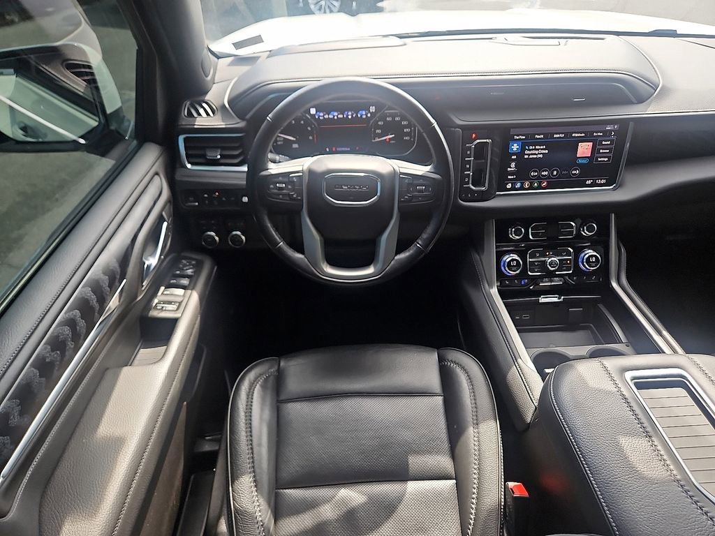 Used 2021 GMC Yukon Denali image 12