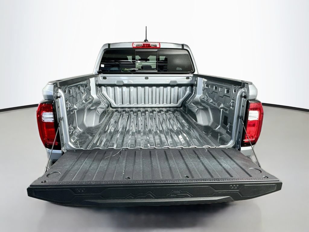 Used 2025 GMC Canyon Elevation w/ Technology Package RWD image 29