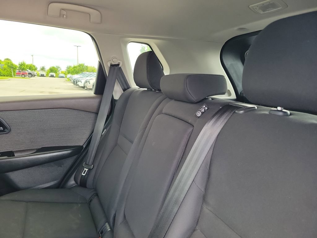 Used 2023 Nissan Rogue S FWD image 10