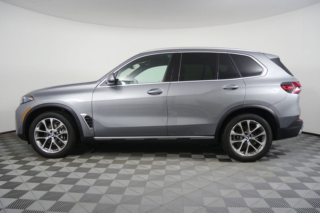 Certified 2026 BMW X5 xDrive40i AWD/4WD image 6