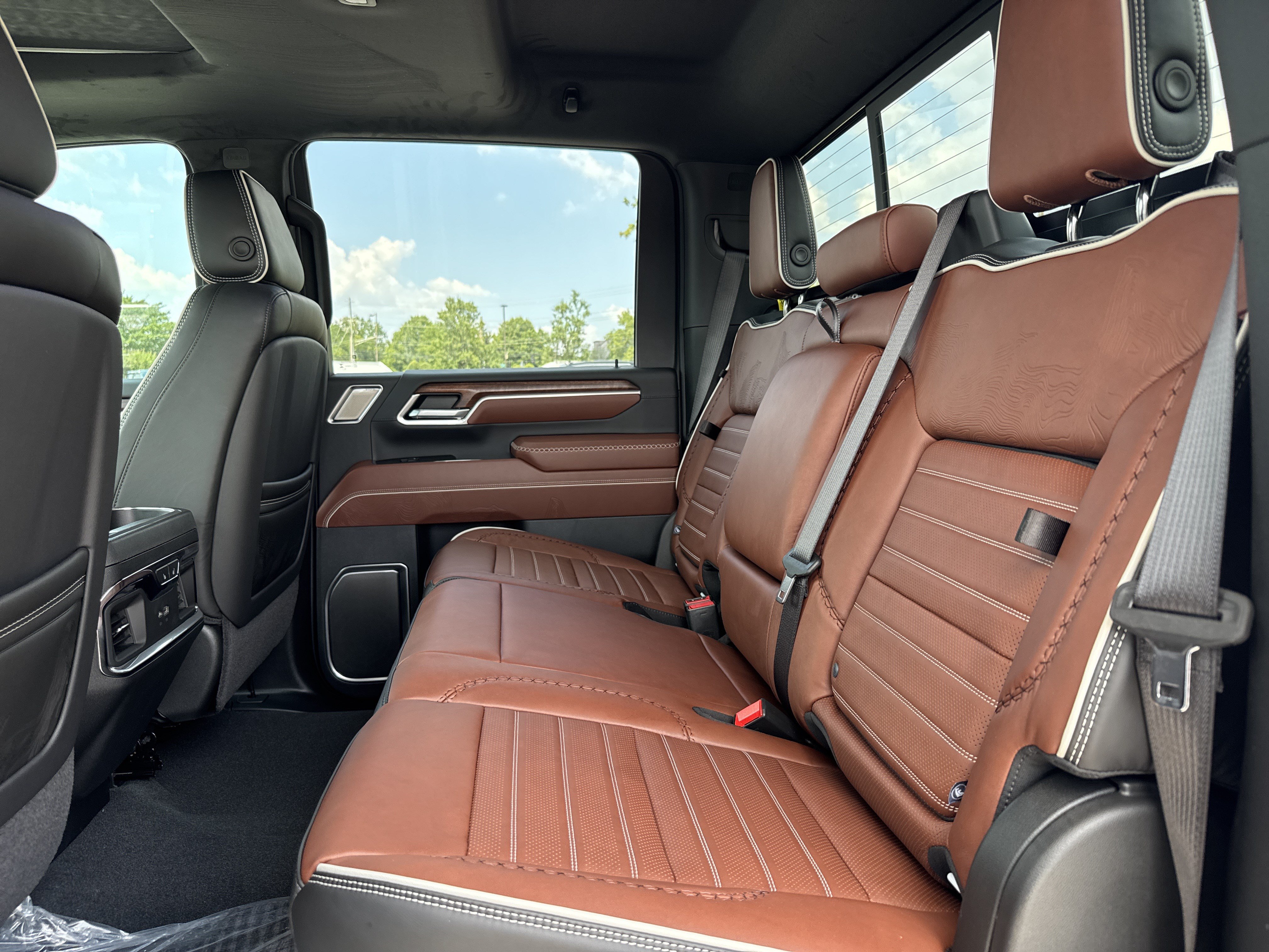 New 2026 GMC Sierra 2500 Denali Ultimate AWD/4WD image 31
