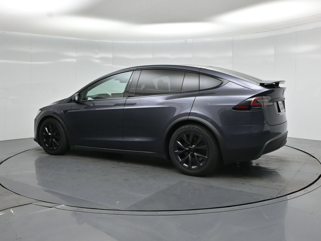 Used 2023 Tesla Model X AWD/4WD image 5