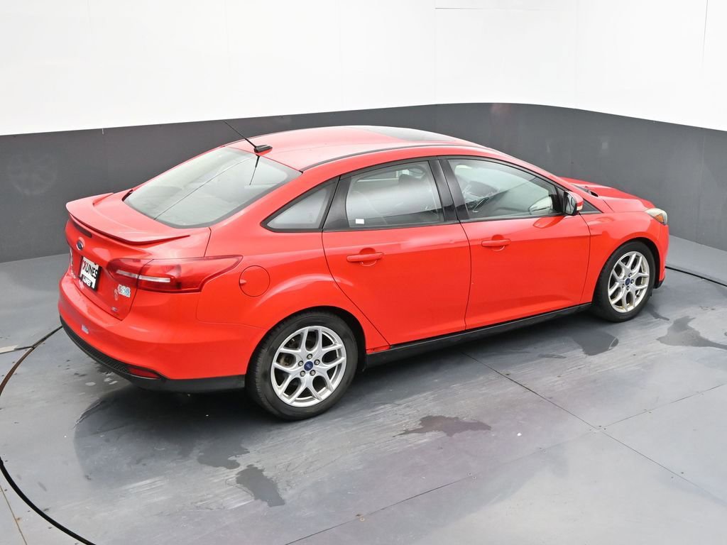 Used 2015 Ford Focus SE w/ Equipment Group 201A FWD image 15