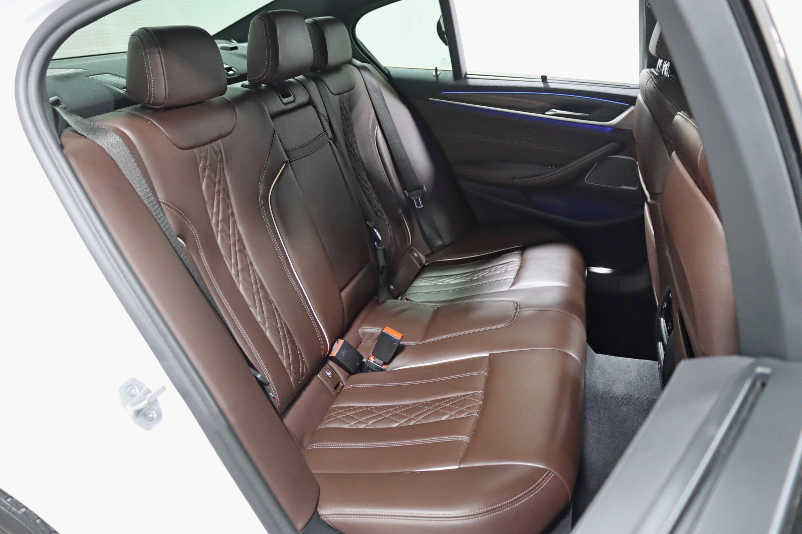 Used 2022 BMW 540i xDrive w/ Executive Package AWD/4WD image 31