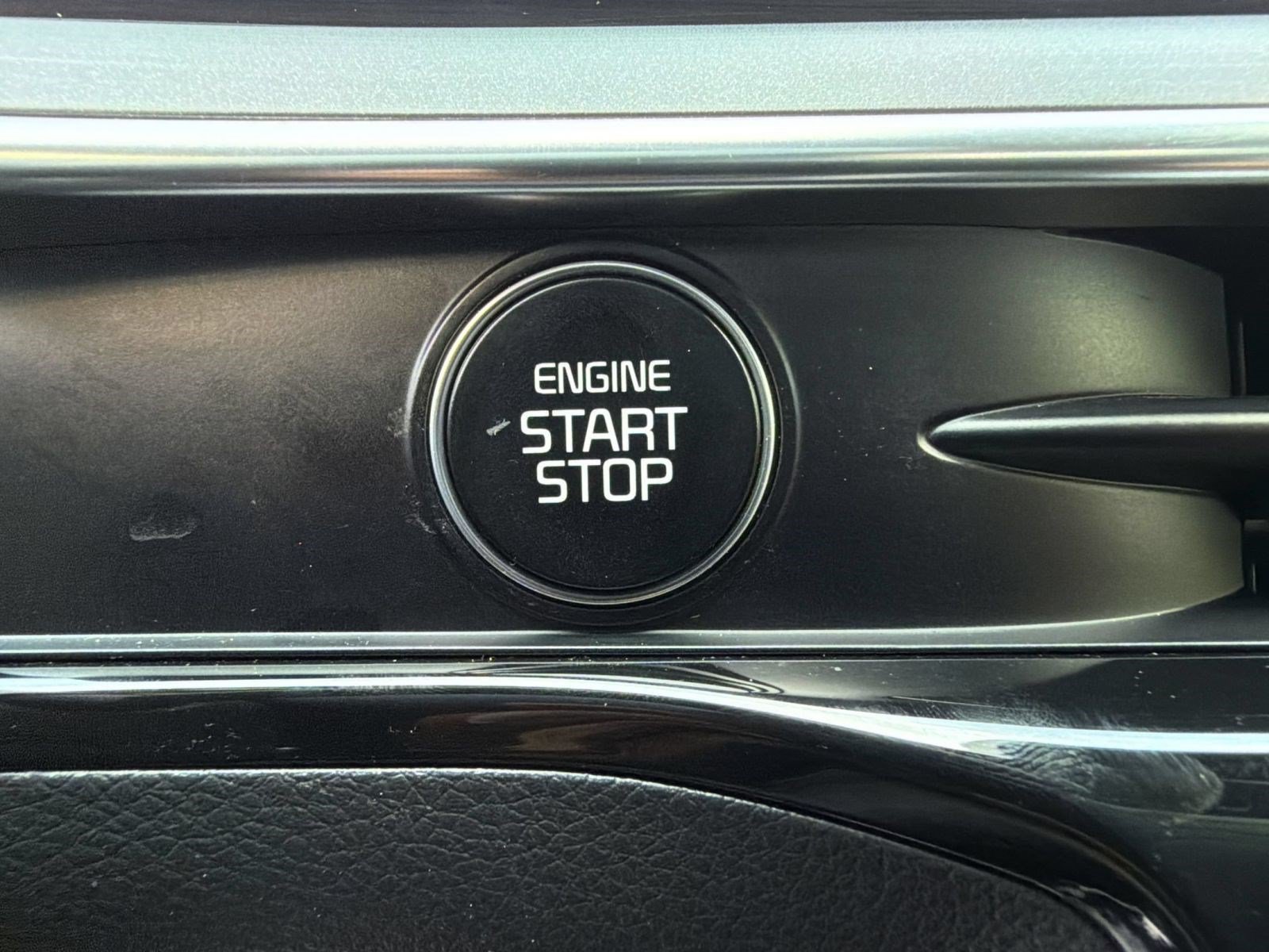 Used 2025 Kia K5 GT-Line w/ GT-Line Premium Package FWD image 16