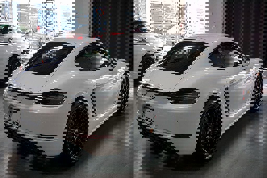 Used 2024 Porsche 718 Cayman GT4 image 7