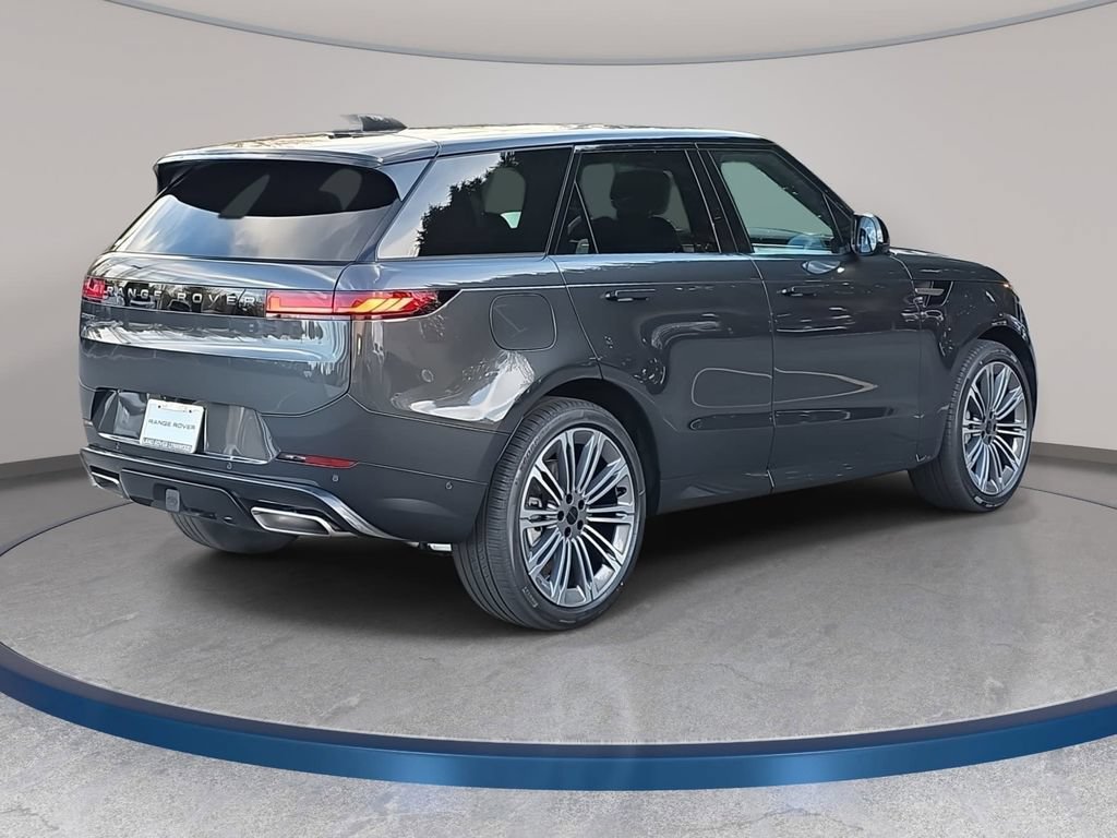 New 2026 Land Rover Range Rover Sport Dynamic SE AWD/4WD image 5