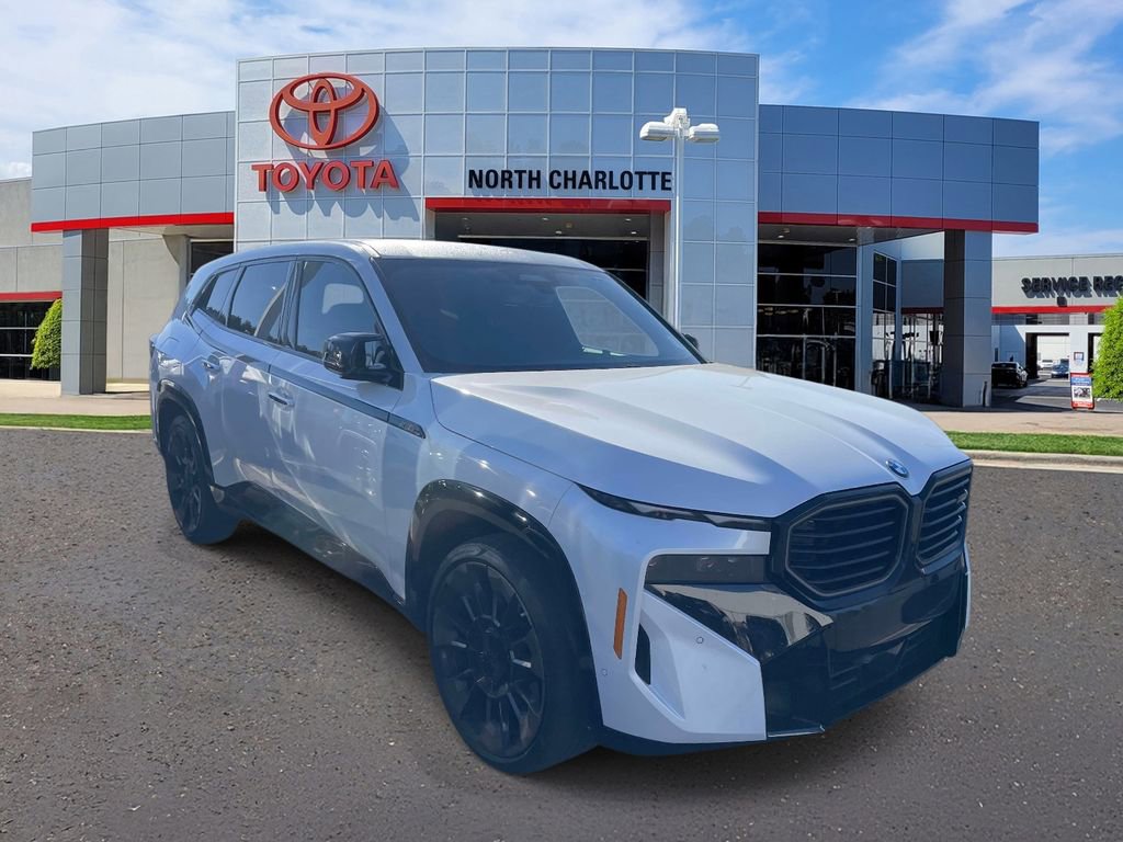 Used 2023 BMW XM image 1