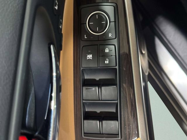 Used 2014 Lexus IS 350 AWD image 22