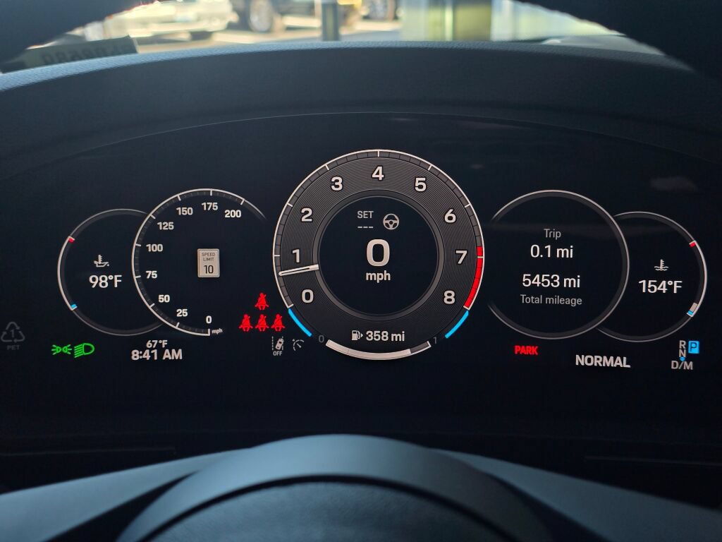 Certified 2025 Porsche Cayenne S AWD/4WD image 40