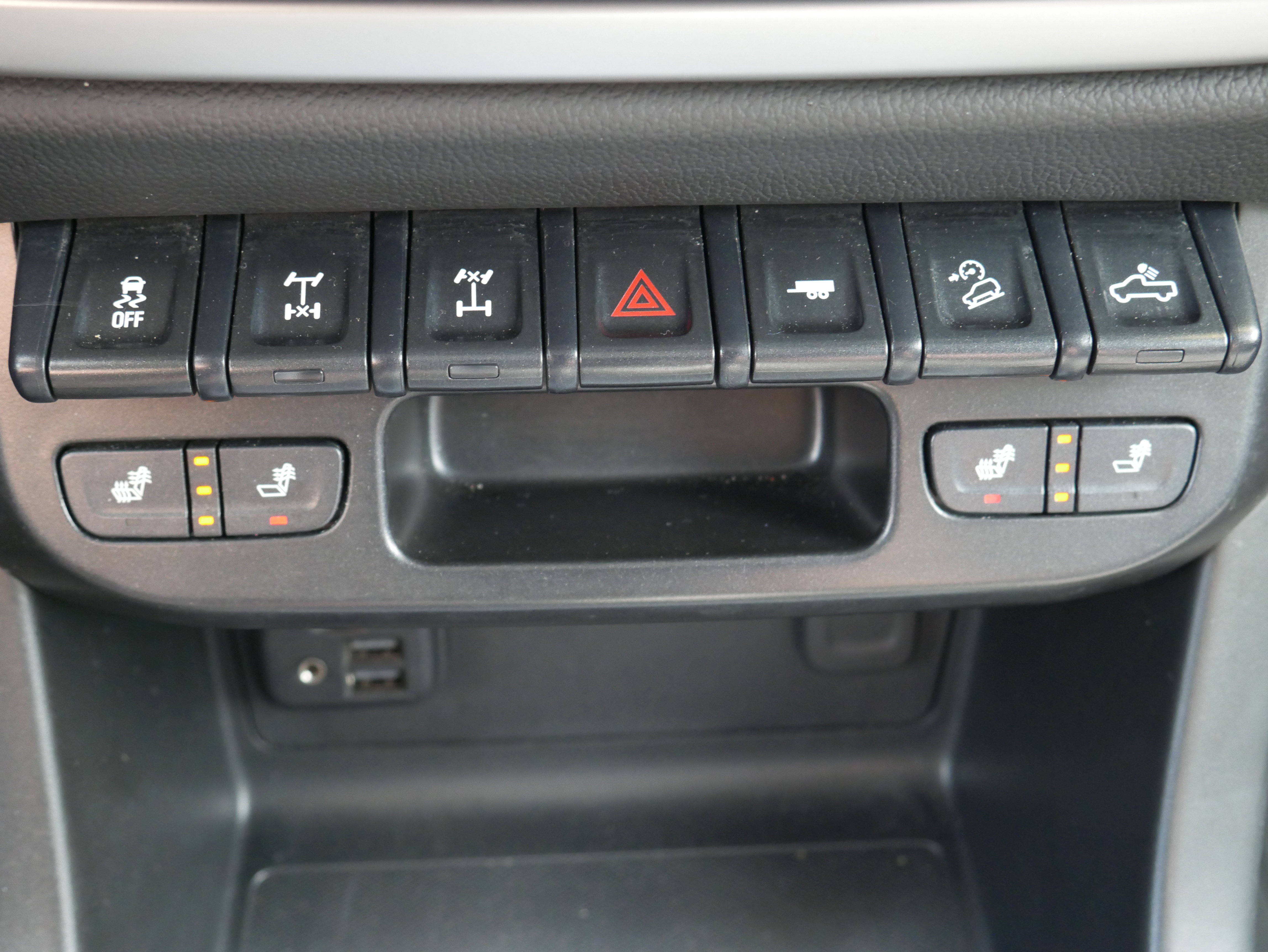 Used 2021 Chevrolet Colorado ZR2 w/ Colorado ZR2 Bison Edition AWD/4WD image 20