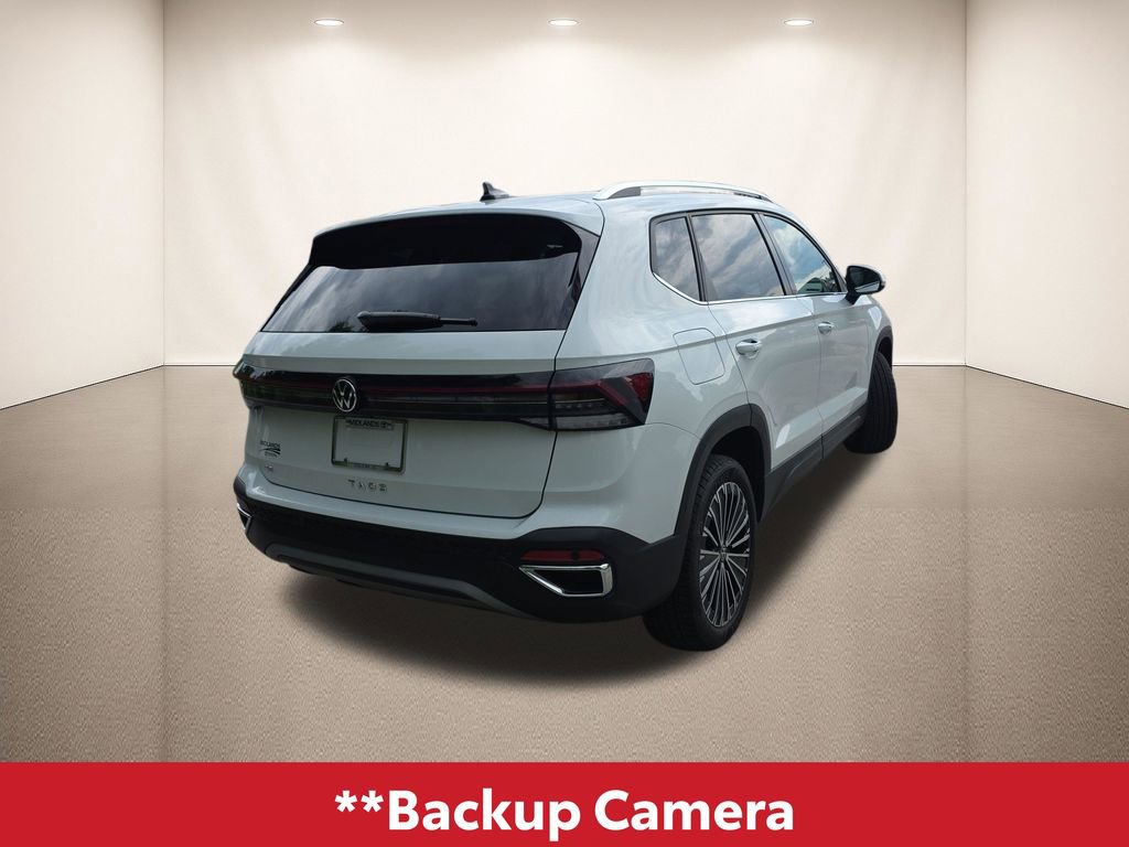 Used 2025 Volkswagen Taos SE FWD image 4