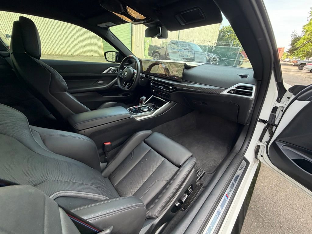Used 2026 BMW M4 xDrive Competition AWD/4WD image 8