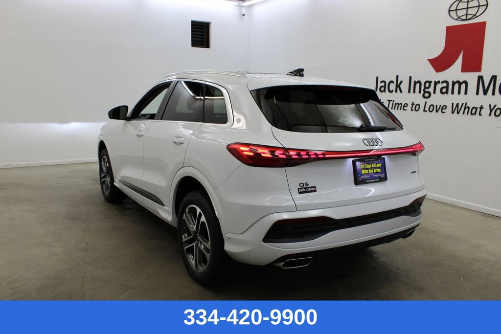 New 2025 Audi Q5 Premium image 3