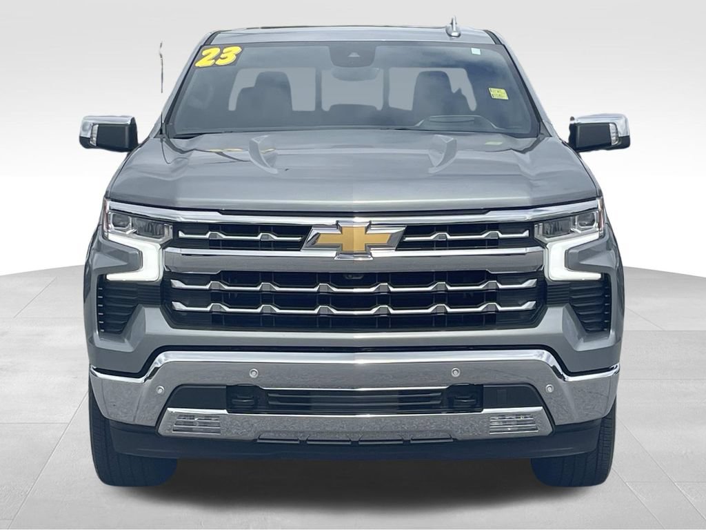 Used 2023 Chevrolet Silverado 1500 LTZ w/ Technology Package AWD/4WD image 9