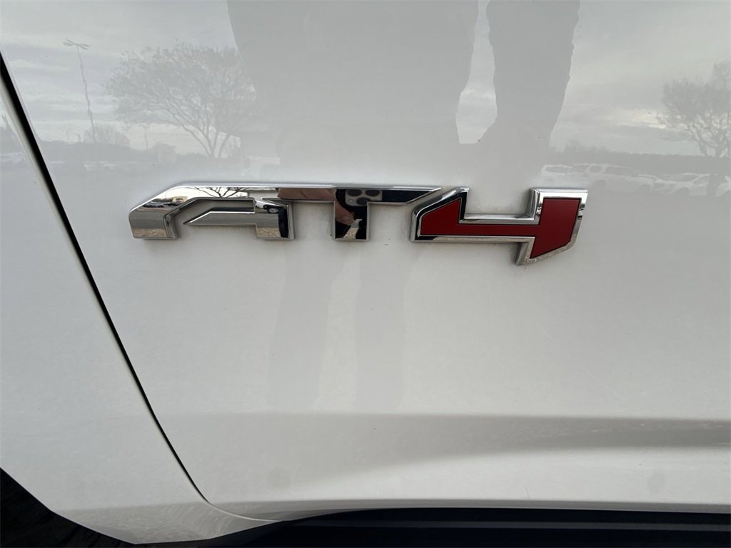 Certified 2023 GMC Yukon XL AT4 image 31