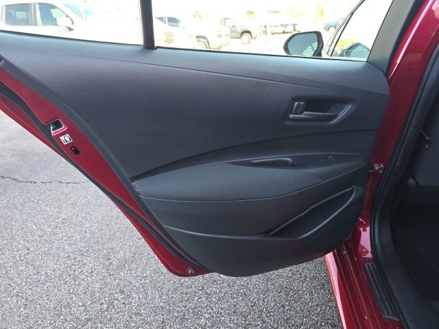 Used 2022 Toyota Corolla LE image 15