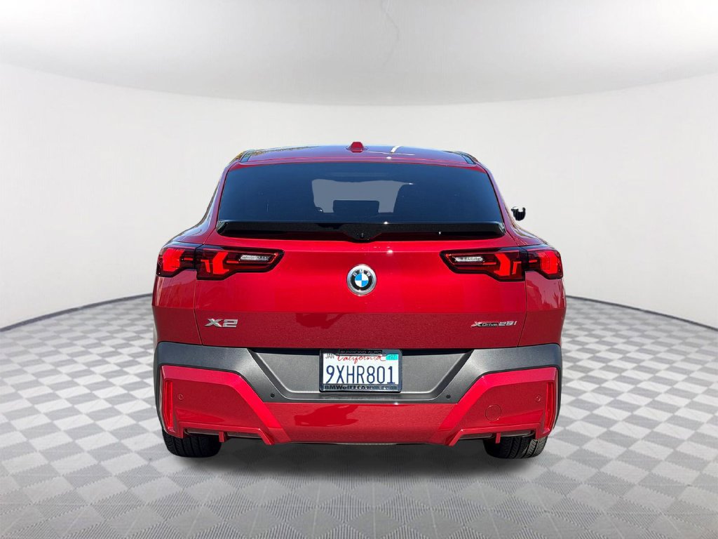 Used 2026 BMW X2 xDrive28i w/ Convenience Package AWD/4WD image 5