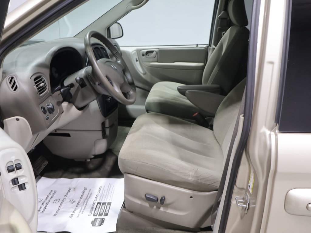 Used 2007 Dodge Grand Caravan SXT FWD image 11