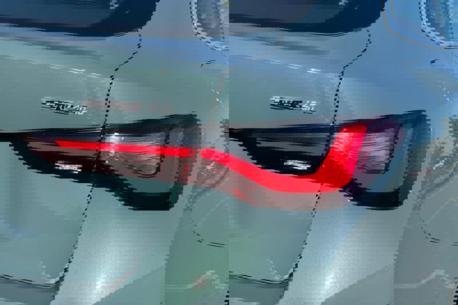 Used 2025 BMW i4 eDrive40 w/ Premium Package image 31