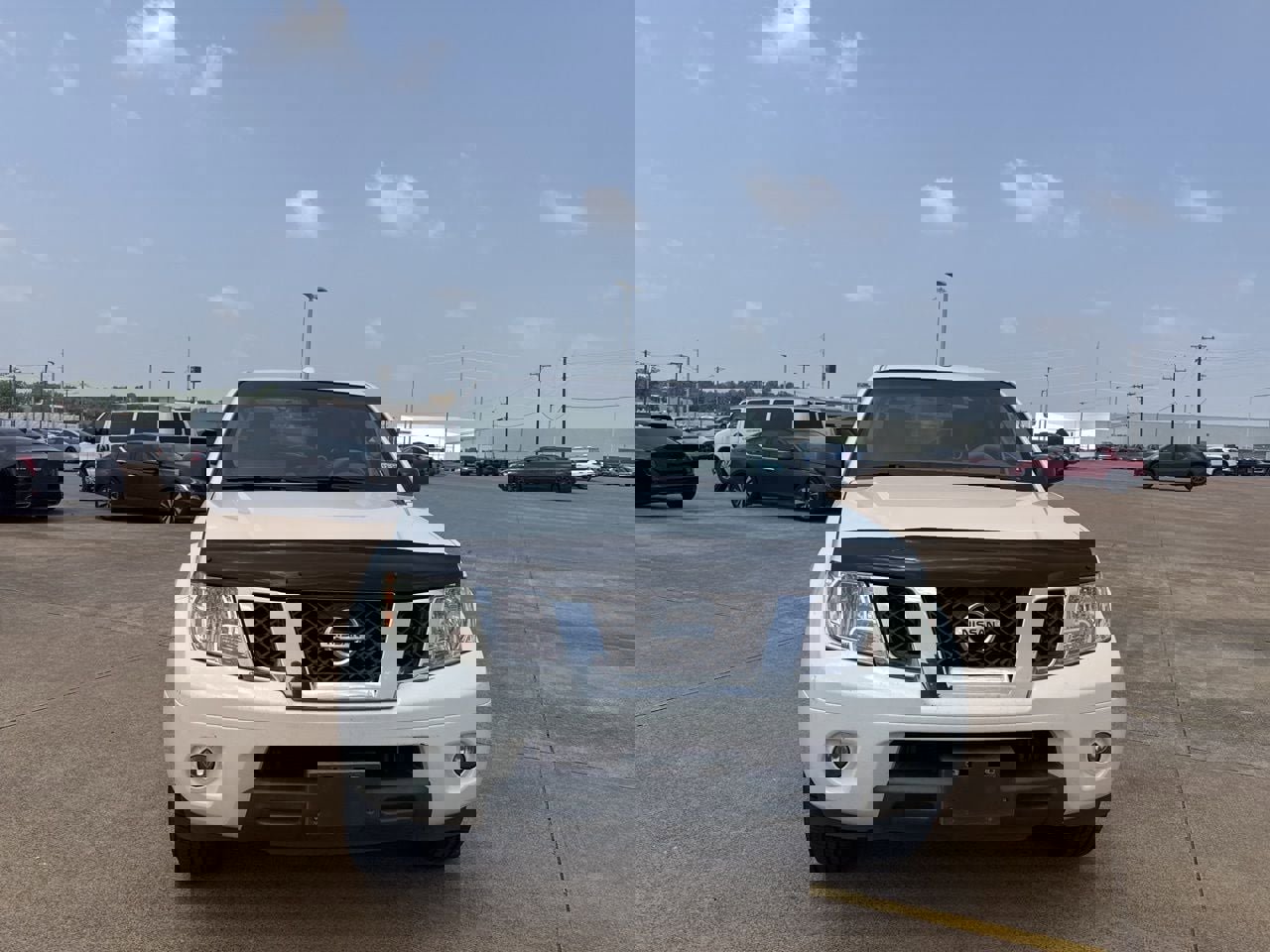 Used 2013 Nissan Frontier SV w/ SV Value Truck Pkg RWD image 4