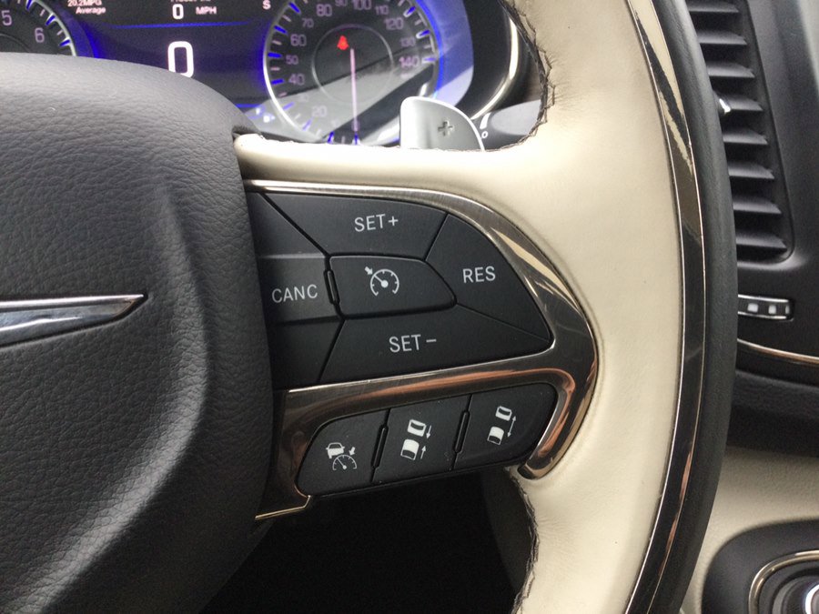 Used 2015 Chrysler 200 C w/ Navigation & Sound Group I image 22