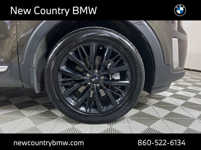 Used 2020 Kia Telluride SX w/ SX Prestige Package image 9