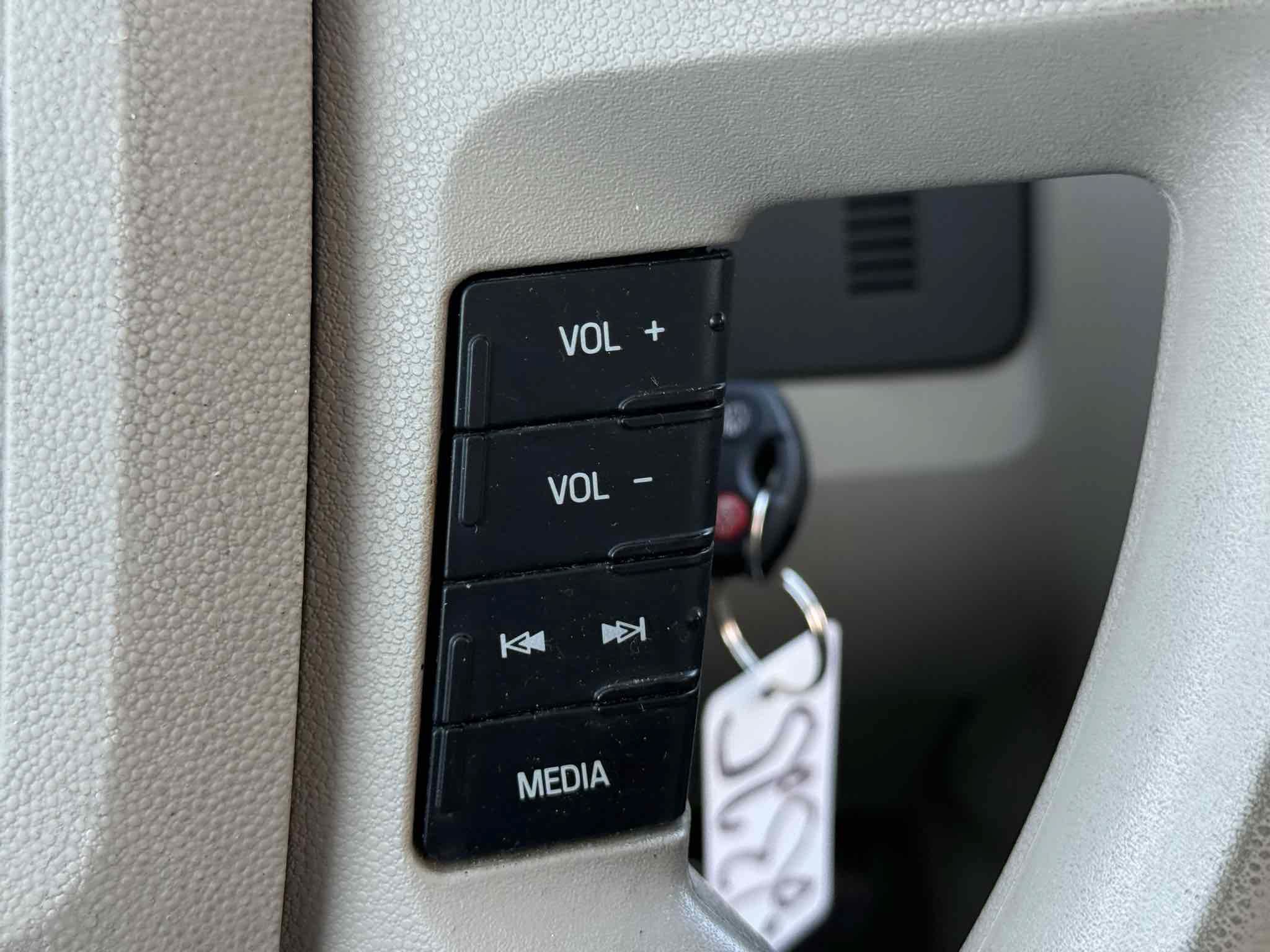 Used 2008 Ford Escape 2WD Hybrid image 61